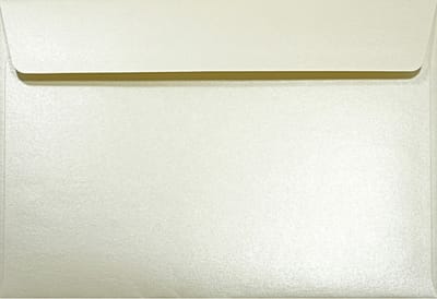 Metallic (parelmoer) ecru enveloppen A5 - 162 x 229 mm - C5 - 20 stuks - HK zelfklevend met plakstrip - 120 gram - Majestic - Netuno