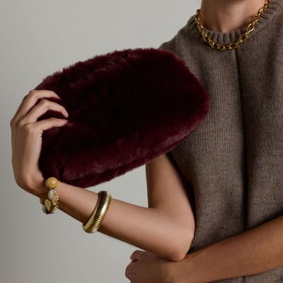 Manfield - Burgundy clutch van faux fur