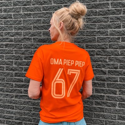 WK T-shirt Nederland-Dames-Glitter Oranje-Naam en Geboortejaar-Maat S