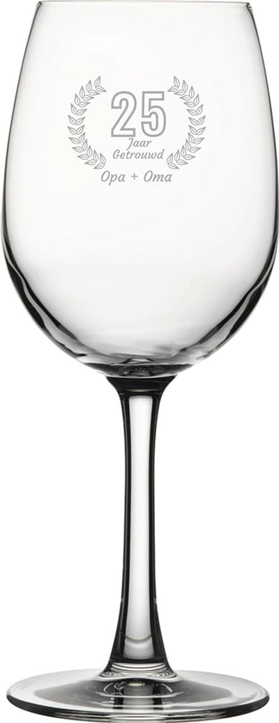 Gegraveerde witte wijnglas 36cl Opa + Oma 25 jaar getrouwd