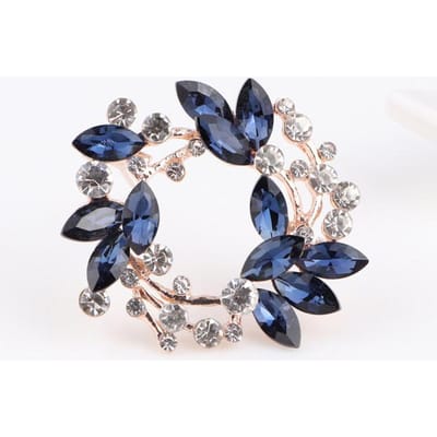 Dames Broche Kristallen Krans Broche Vintage Kristallen Krans Broche Vrouwelijke Legering Strass Broche Atmosferische Corsage Accessoires gray