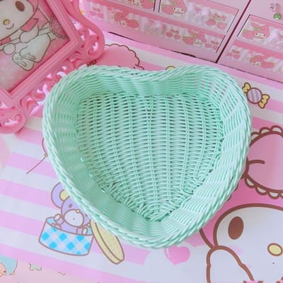 Panier en forme de cœur, panier de bureau aux couleurs pastel, accessoire photo pour le rangement à la maison, panier décoratif de style nordique, panier à fruits vert