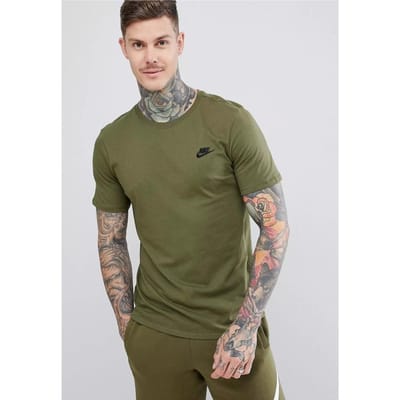 Nike Sportswear Club T-shirt voor heren in olijfgroen