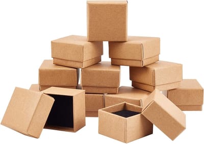 48 vierkante kartonnen sieradenboxen met schuim voor kerst, bruiloften, Valentijnsdag en verjaardagen - 4 x 4 x 2,8 cm, ideaal voor cadeauverpakking en sieradenopslag