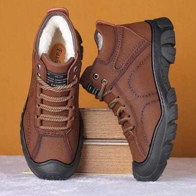 Schoenen Voor Mannen Geïntegreerd Bont Herenschoenen Wol Winter Pluche Warm Verdikt Hoge Top Antislip Heren Sneeuwschoenen Mannen Sneakers 42 brown