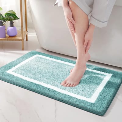 Badmat voor bad of douchebak, antislip en sneldrogend, dankzij de absorberende en zachte microvezel. (40 x 60 cm, groen)