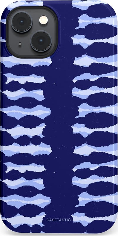 Casetastic Hoesje Geschikt voor Apple iPhone 14 Plus Magsafe - Stijlvolle Beschermende Duo-layer Case - Golven in blauw