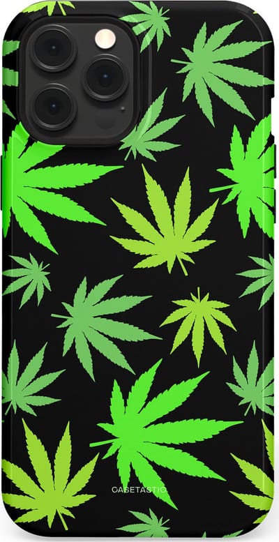 Casetastic Hoesje Geschikt voor Apple iPhone 12 Pro Max Magsafe - Stijlvolle Beschermende Duo-layer Case - Cannabis
