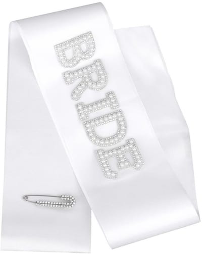Dailygoods- Sjerp Parel - Bruid Sjerp met Diamanten Speld - Verstelbare Pasvorm 80x9,5 cm - Bruiloftaccessoires - Vrijgezellenfeest Decoraties - Cadeau voor Bruidsmeisjes - Bruidssjerp
