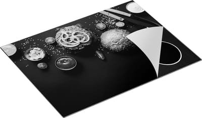 Chefcare Inductie Beschermer Hamburger Ingrediënten op een Zwarte Marmeren Plaat - Zwart Wit - 70x50 cm - Afdekplaat Inductie - Kookplaat Beschermer - Inductie Mat