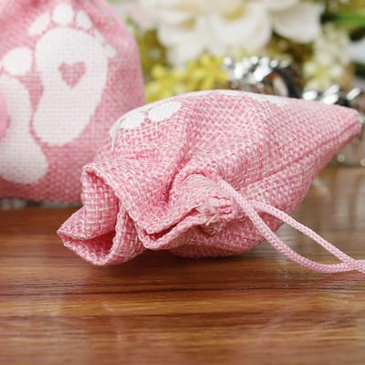 Jute zakjes met trekkoord, 8 x 10 cm, schattige cadeauzakjes, herbruikbare zakjes om te vullen, voor kinderen, verjaardag, doop, babyshower, roze en blauwe voeten, 50 stuks