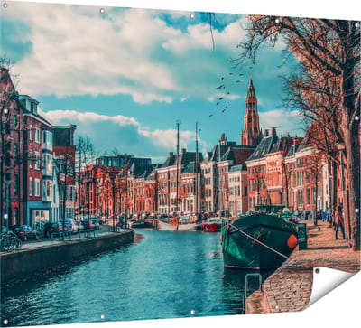 Gards Tuinposter Gracht in Groningen - 160x120 cm - Tuindoek - Tuindecoratie - Wanddecoratie buiten - Tuinschilderij