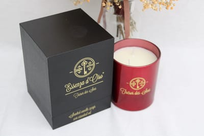 Luxe geurkaars - Geur gardenia - Jardin Blanc - 340 gram - 2 lonten - brandtijd 45 uur -Essenza d'Oro - Trésor des Sens - sojawas - bijenwas - natuurlijk - paraffine vrij - kaars cadeau vrouw - kaarsen wellness - luxueuze verpakking