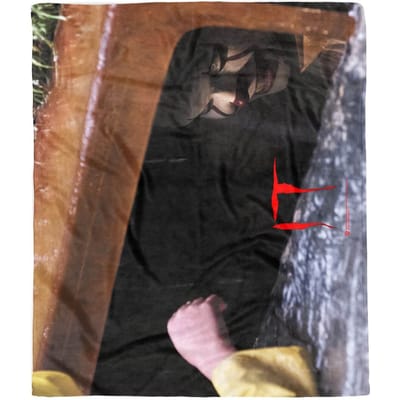 IT Chapter 1 (2017) Pennywise Fleece Blanket - L