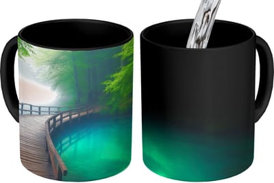 Magische Mok - Foto op Warmte Mokken - Koffiemok - Brug - Water - Rivier - Bos - Magic Mok - Beker - 350 ML - Theemok