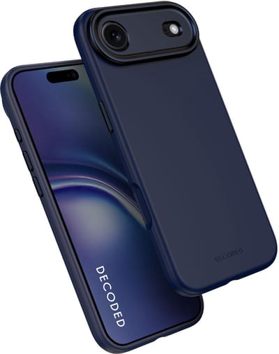 DECODED Siliconen Hoesje voor iPhone 17 Air, Premium Soft-Touch, Antibacteriële Coating, MagSafe Compatibel, Valbescherming, Krasbestendig, Metalen Knoppen, Stevige Grip, Donker Blauw