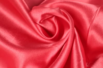 50 meter satijn stof - Koraalroze - 100% polyester
