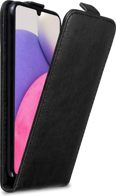 Cadorabo Hoesje geschikt voor Samsung Galaxy A33 5G in ZWARTE NACHT - Beschermhoes in flip design Case Cover met magnetische sluiting