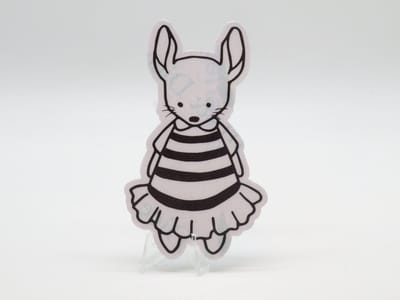 Bijen Jurk Bunny Sticker - Dieren in het Dagelijks Leven | Vera's Arts & Dice | Schattige Stickers - Handgemaakte Stickers - Journaling - Bullet Journal - Scrapbooking - Leuke Stickers - Laptop Sticker - Telefoon Sticker | Konijn Bunny