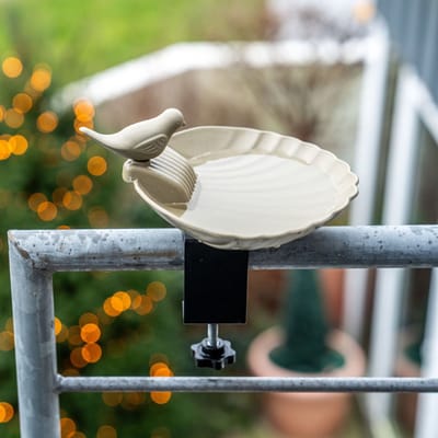CJ Wildlife Vogeldrinkschaal voor Balkon - Balus - Verstelbaar Vogelbad - Waterschaal voor Buiten - Vorstbestendige Drinkschaal - Duurzaam & Plantbased - Olijfgroen