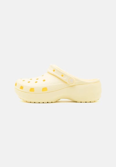 Crocs Classic Platform Clog Buttercream Maat 41/42 US 10
