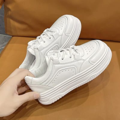 Petites Chaussures Blanches Enfants Printemps et Automne Nouveauté Tendance Ins Semelle Épaisse Rehaussantes Polyvalentes Surface en Cuir Chaussures de Planche Décontractées 40 blanc
