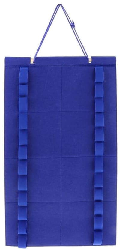Dailygoods- Riemhouder Wandmontage - Vilt Opbergtas - 12 Riemen - Taekwondo/Martial Arts - Gelaagde Structuur - Elastische Band - Riemdisplay