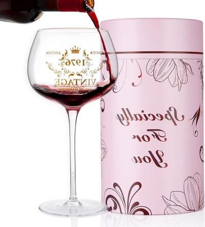 Persoonlijk Gegraveerd Wijnglas voor de 50ste Verjaardag van je Vrouw, Uniek Cadeau en Decoratie voor Feestelijke Gelegenheden