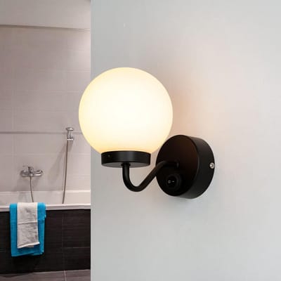 Stijlvolle Zwarte Wandlamp Badkamer met Glazen Bol - IP44 Spatwaterdicht en Schakelaar