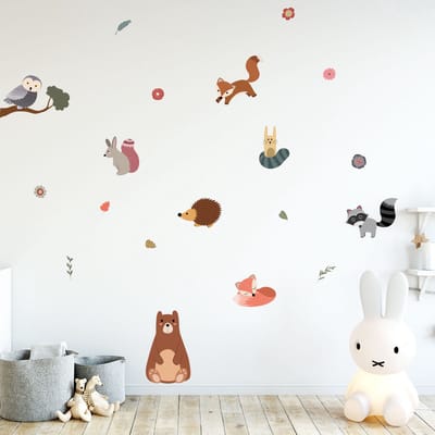 Muurstickers - Scandinavische dieren: beer en vrienden - transparante achtergrond - 125x110cm