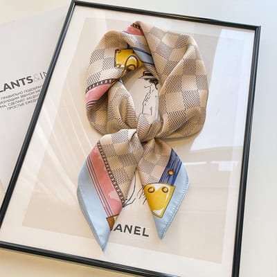 Dames Sjaal - Sjaals - Stola - Vierkante doek - Elegant Stijlvol Dames haar sjaal - Satijn zijde - Hals sjaaltje - Sjaaltje Satijn - Neksjaaltje - Omslagdoek Modesjaals - Neksjaal - Klein Sjaaltje -Grid gouden kast - poeder-70*70CM