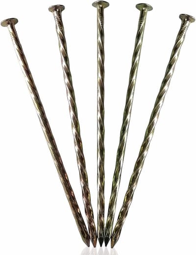 Metalen Grasnagels - Landschapsinzetten Spikes - Tuinieren Vastzetten - Spiraalvormig Ontwerp - 6 Inch Lengte