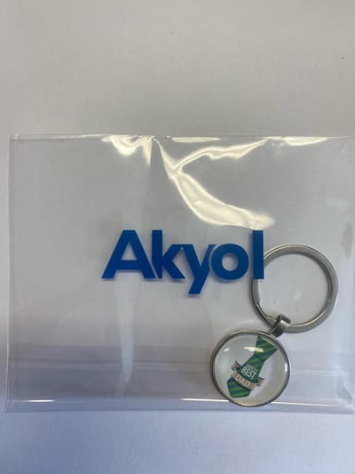 Akyol - World's best dad Sleutelhanger - Vader sleutelhanger - Papa sleutelhanger - Sleutelhanger papa - Familie sleutelhanger - Vaderdag cadeautje - Papa cadeau