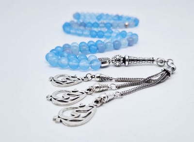 Handgemaakte tesbih "Tasbih" natuursteen " Blauwe Jade " - Aantal kralen 99 - Diameter kralen 8MM - met metaal tassel "Mijn moeder" - Een mooi cadeau-idee