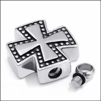 Aramat Jewels | Gedenkhangers | Stalen Kruis Ashanger - Symbolische Herinnering | Vierkant kruis-2.6x2cm | |20mm | Staal | Volwassenen | Verkleurd niet