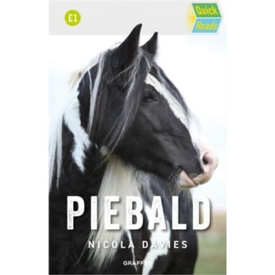 Piebald door Nicola Davies Paperback Boek 9781802587494