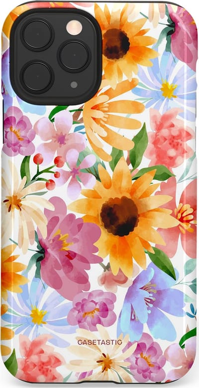 Casetastic Hoesje Geschikt voor Apple iPhone 11 Pro - Stijlvolle Beschermende Duo-layer Case - Aquarel fantasie