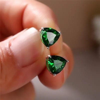 Huitan Eternity Groene Zirconia Oorknopjes voor Dames Goudkleurig Luxe Bruids Oorbellen Elegante Oor Accessoires Feest Sieraden brown