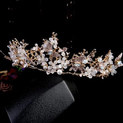 Europese en Amerikaanse Elegante Bruidskroon Vrouwen Koninginnenkroon Handgemaakte Diamant Kristal Strass Bruiloft Gouden Kroon Haarband gray