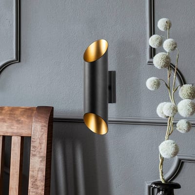 Verlichting - Wandlamp Luca in Zwart Goud Metaal - Afmetingen 8x12x30cm - Stijlvolle Verlichtingsoplossing