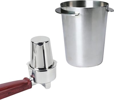 Stainless steel koffiemok met koffiezeefhouder, espresso maatbeker en accessoires voor koffiemolen en zeefhouder