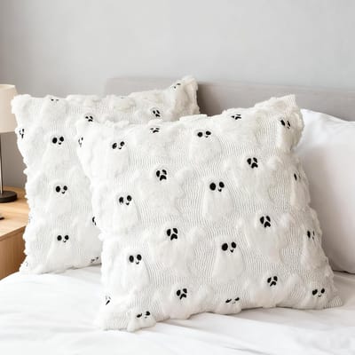 Set van 2 Schattige Spook Kussenhoezen voor Herfstdecoratie, 45x45cm Zachte Pluche Kussenhoezen voor Halloween en Thanksgiving, Ideaal voor Huisdecoratie en Feestelijke Sfeer