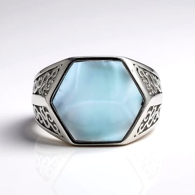 Cavill - Zilveren Ring - 925 Sterling Zilver Gerhodineerd - 4,7 ct Zeshoekige Larimar Blauw - Elegant Brede Band Filigraan Design