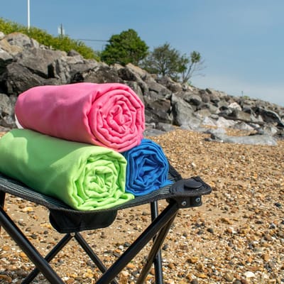 Famanu – Ultralichte reishanddoek - super absorberend en sneldrogend - inclusief compacte reisdraagtas - ideaal voor sport, reizen en strand