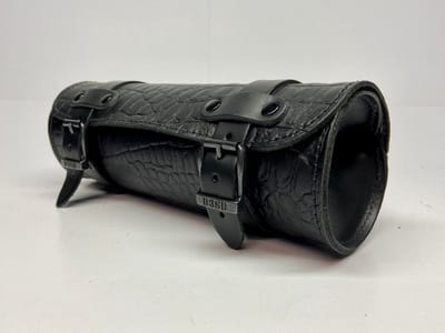 Dries Design D3SD - Roltas - Toolrol - Gereedschaps rol - Tool rol - Harley - Yamaha - Honda - Suzuki - Kawasaki - Leder - Rolletje - Zwart – Alligator - 29 x 10 cm