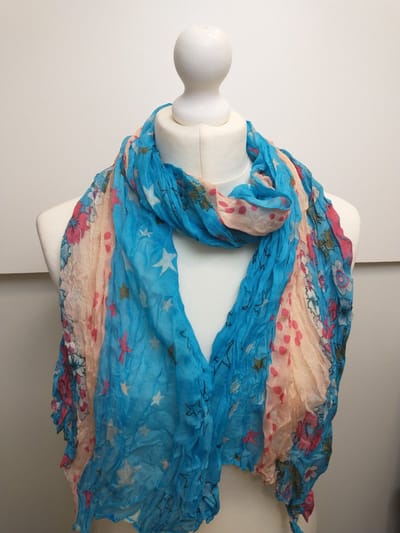 Lange dames sjaal Kaelynn gebloemd motief turquoise blauw roze fuchsia zwart wit rood olijfgroen grijs