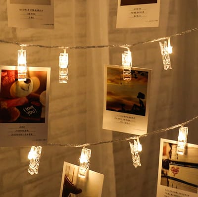 Oneay 3 meter lange lichtslinger met 20 LED-fotoclips, werkt op batterijen en is te bedienen met een afstandsbediening. Deze lichtslinger is ideaal om foto's, kaarten en kunstwerken aan op te hangen. De kleur is warm wit