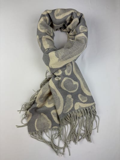 Wintersjaal met panter print 2 kanten 20% wol en 80% viscose
