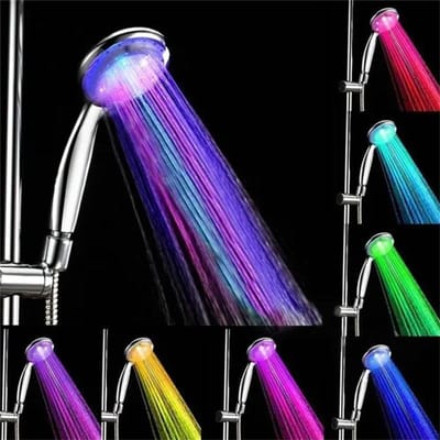 7 kleuren veranderende LED-douchekop Regendouche Sproeier Waterbesparende douchekop Badkameraccessoires Vervangingsdouchekop