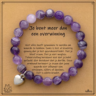 Bixorp Droom Amethist Armband op Cadeau Kaartje - Je bent meer dan een Overwinning - Met Hartje Hanger - 8mm / 18cm Edelsteen Kralenarmband - Inclusief Cadeau Envelop